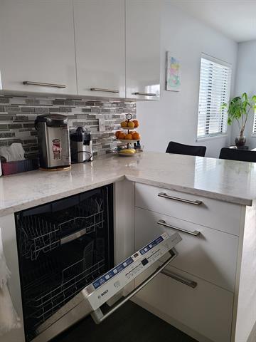 2362 E 33RD AVENUE, BC V5R 2S3 18