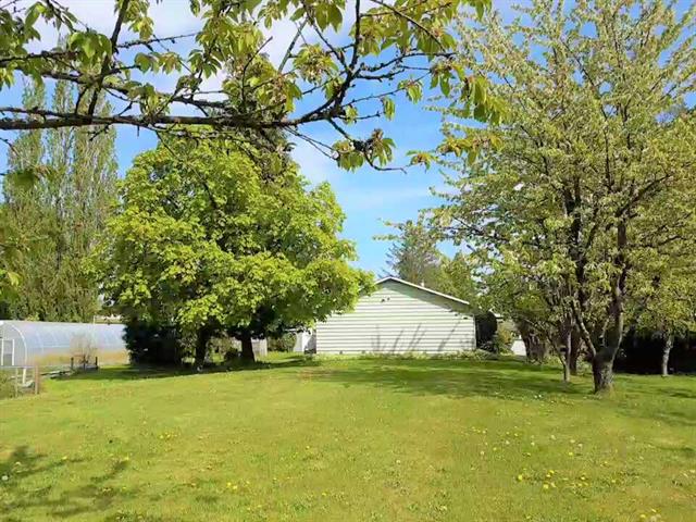 24039 ROBERTSON CRESCENT, BC V2Z 2L5 8