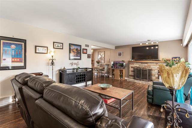 33841 VICTORY BOULEVARD, BC V2S 1S7 4