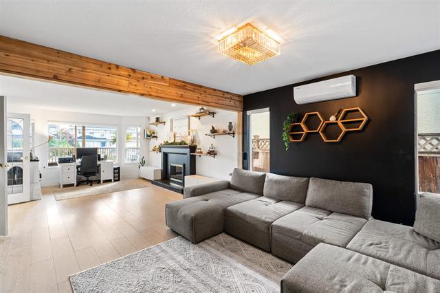 4105 BRYSON PLACE, BC V6X 3S5 5