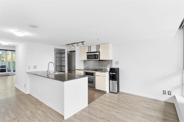 502 788 HAMILTON STREET, BC V6B 0E9 14