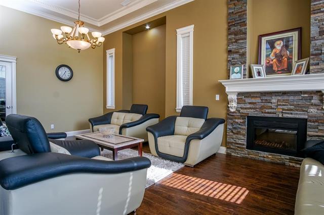 5360 188 STREET, BC V3S 7C3 3