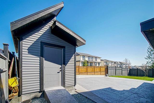 5496 184 STREET, BC V3S 1E1 4