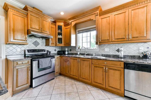 6446 141A STREET, BC V3W 1R5 4