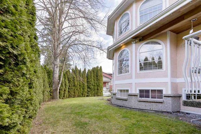 6798 NICHOLSON ROAD, BC V4E 3M5 4