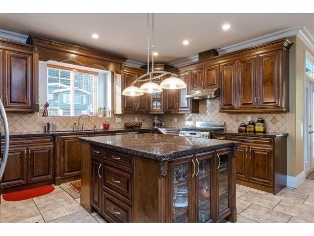 6816 149 STREET, BC V3S 3H2 11