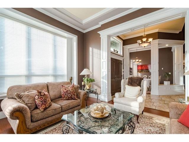 6816 149 STREET, BC V3S 3H2 5