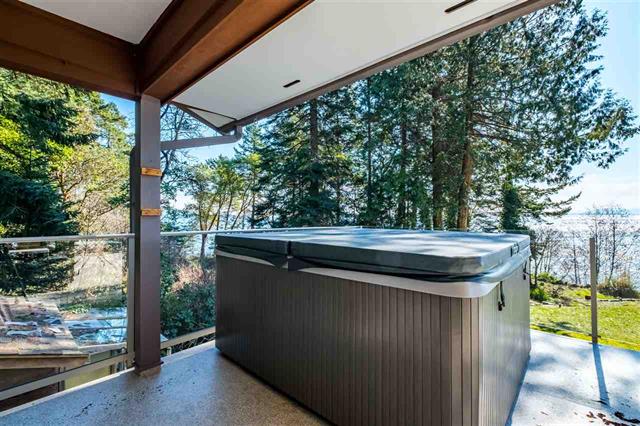 7523 EUREKA PLACE, BC V0N 1Y1 10