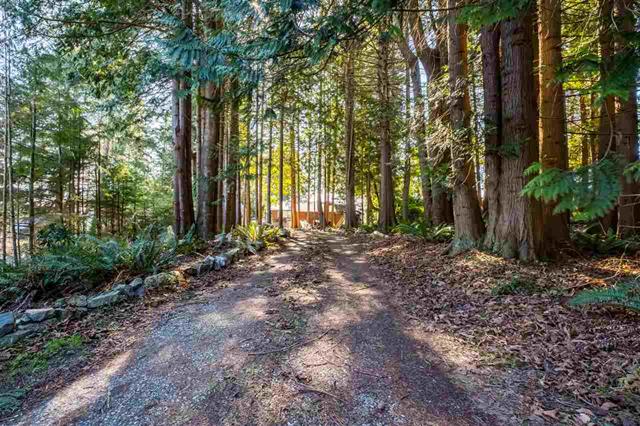 7523 EUREKA PLACE, BC V0N 1Y1 19