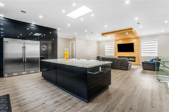 7858 124 STREET, BC V3W 3X6 10