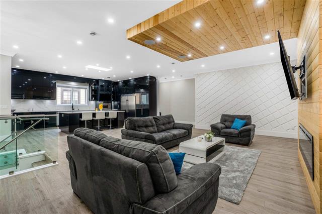 7858 124 STREET, BC V3W 3X6 14