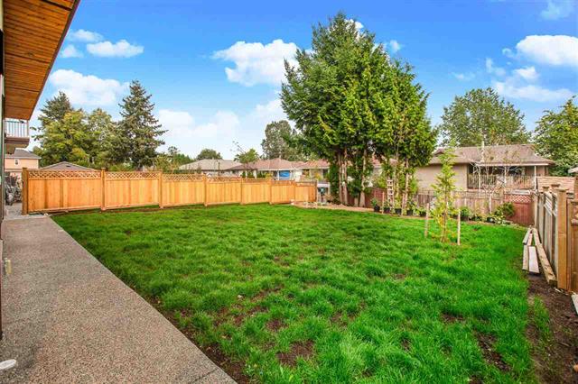 7858 124 STREET, BC V3W 3X6 3