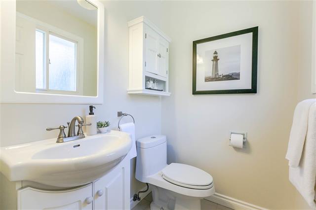 8217 PATTERSON AVENUE, BC V5J 3R1 3