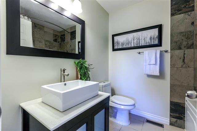 8217 PATTERSON AVENUE, BC V5J 3R1 4