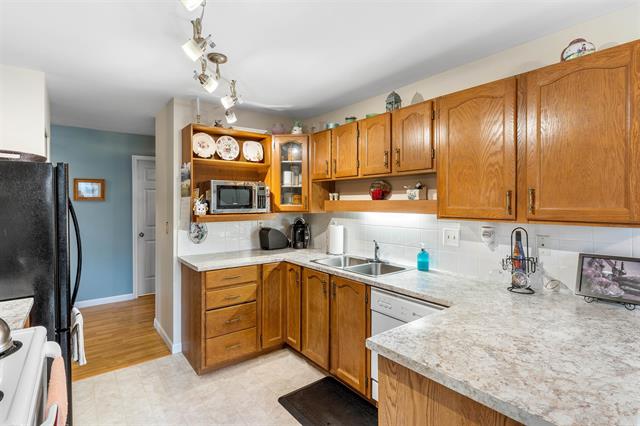 106 32669 GEORGE FERGUSON WAY, BC V2T 4E4 11