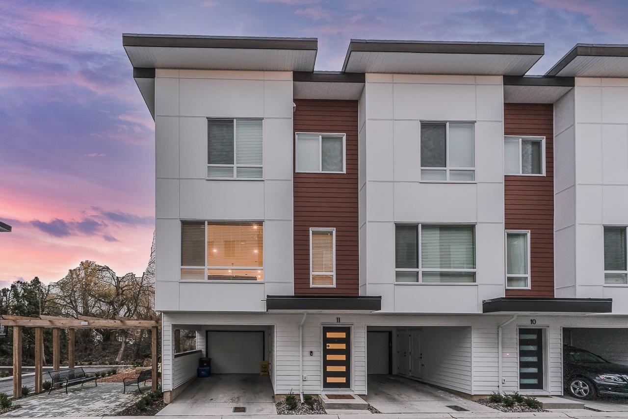 11 27640 LANTERN AVENUE, BC V4X 0C3