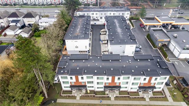 11 27640 LANTERN AVENUE, BC V4X 0C3 4