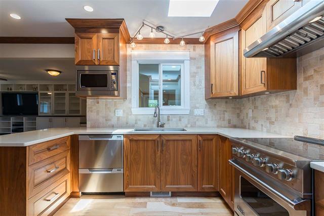 11672 STEEVES STREET, BC V2X 4X6 3