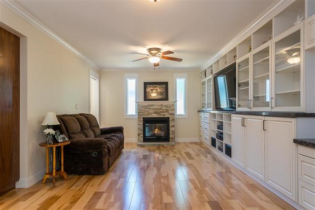 11672 STEEVES STREET, BC V2X 4X6 7