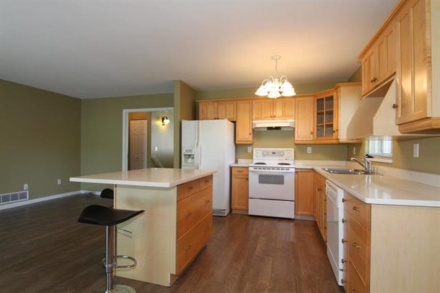 20885 DEWDNEY TRUNK ROAD, BC V2X 3E7 4