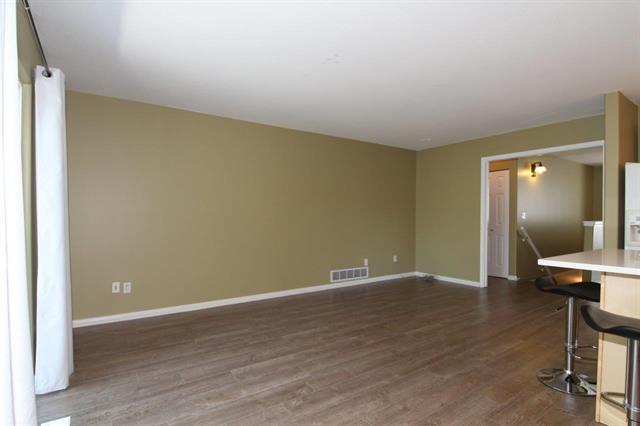 20885 DEWDNEY TRUNK ROAD, BC V2X 3E7 5