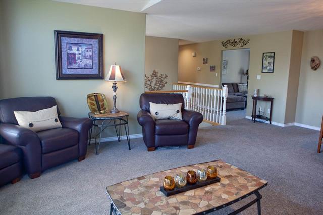 23259 124A AVENUE, BC V2X 1R6 3