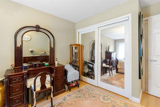 24 2378 RINDALL AVENUE, BC V3C 1V2 19