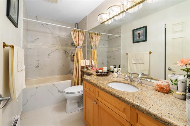24 2378 RINDALL AVENUE, BC V3C 1V2 22