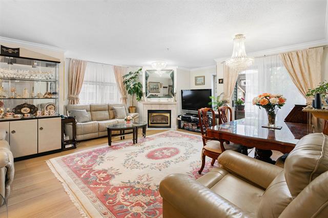 24 2378 RINDALL AVENUE, BC V3C 1V2 4