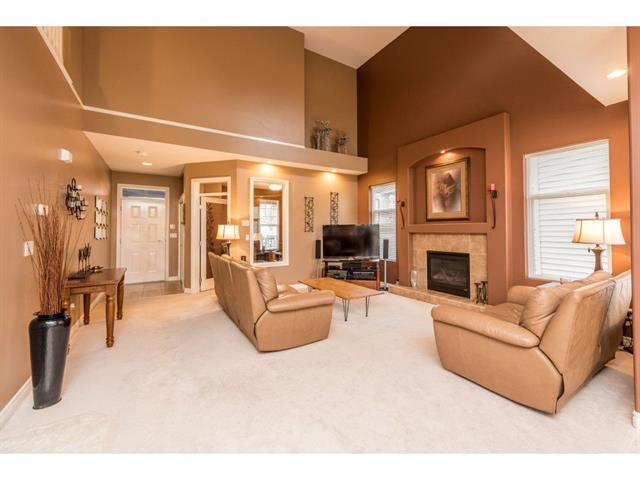 24140 HILL AVENUE, BC V2W 2C9 3