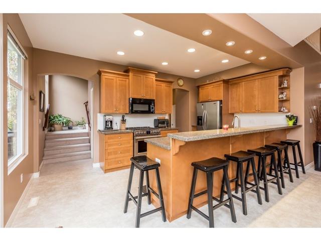24140 HILL AVENUE, BC V2W 2C9 5