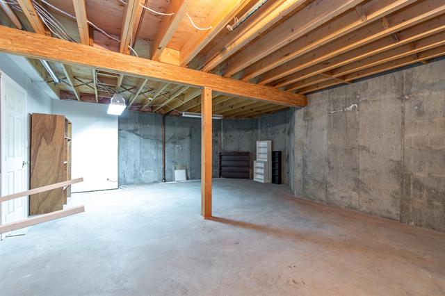 25 3380 GLADWIN ROAD, BC V2S 7G1 27