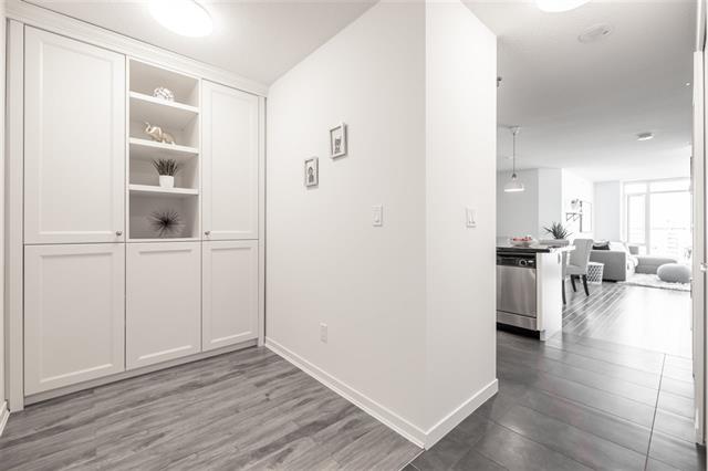 2701 2133 DOUGLAS ROAD, BC V5C 0E9 4