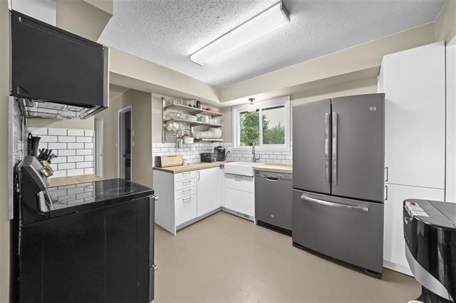 27171 FERGUSON AVENUE, BC V2W 1R9 5