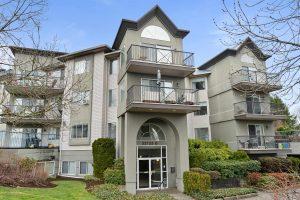 321 32725 GEORGE FERGUSON WAY, BC V2T 5M5