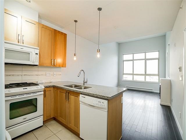 427 15918 26 AVENUE, BC V3Z 5K3 6