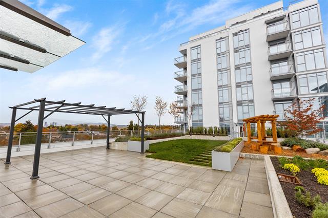 604 2435 KINGSWAY, BC V5R 5G8 19