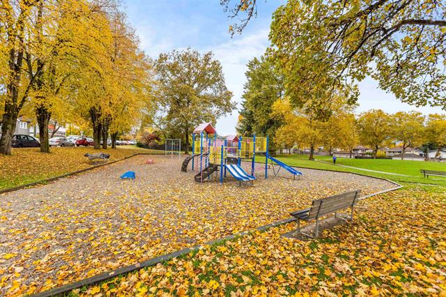 604 2435 KINGSWAY, BC V5R 5G8 25