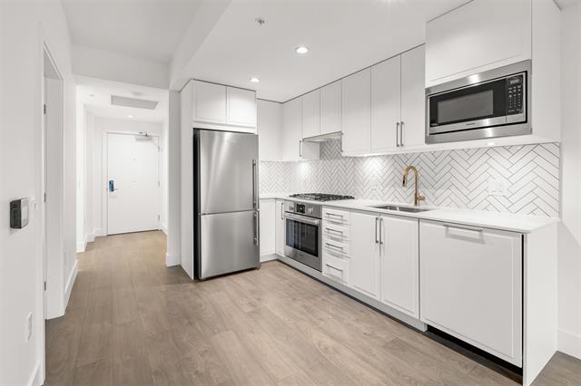 604 2435 KINGSWAY, BC V5R 5G8 8