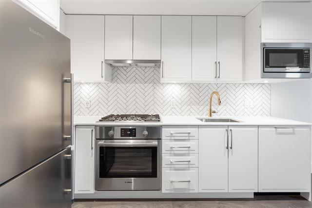 604 2435 KINGSWAY, BC V5R 5G8 9