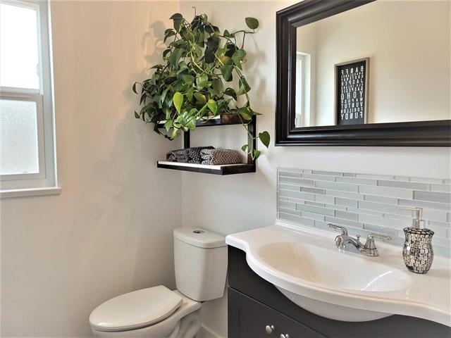8281 BOWYER DRIVE, BC V2V 6V9 10