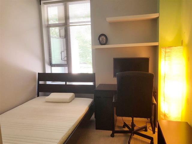 TH7 4250 DAWSON STREET, BC V5C 4B1 5