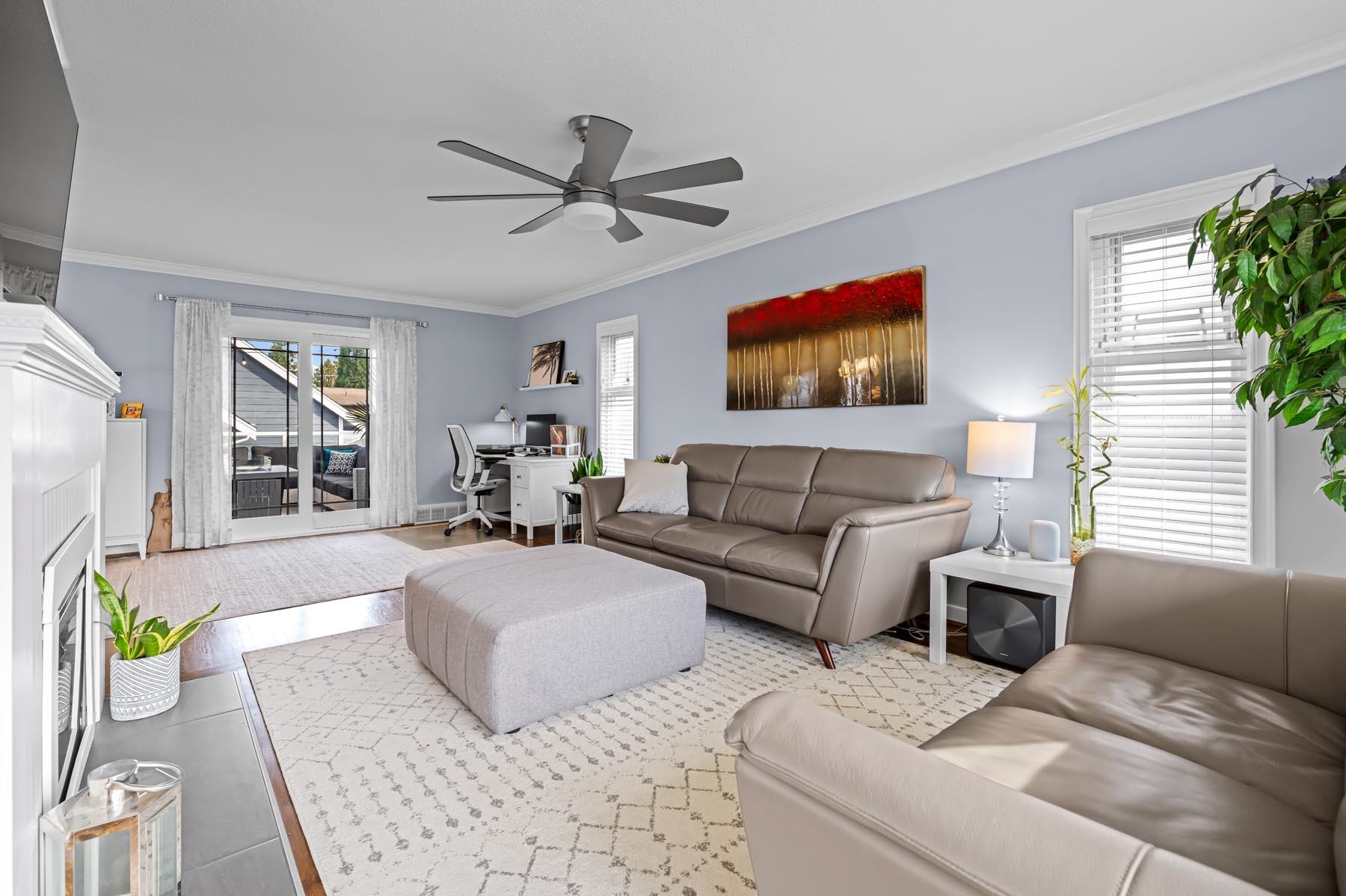 921 FIFTH STREET 4