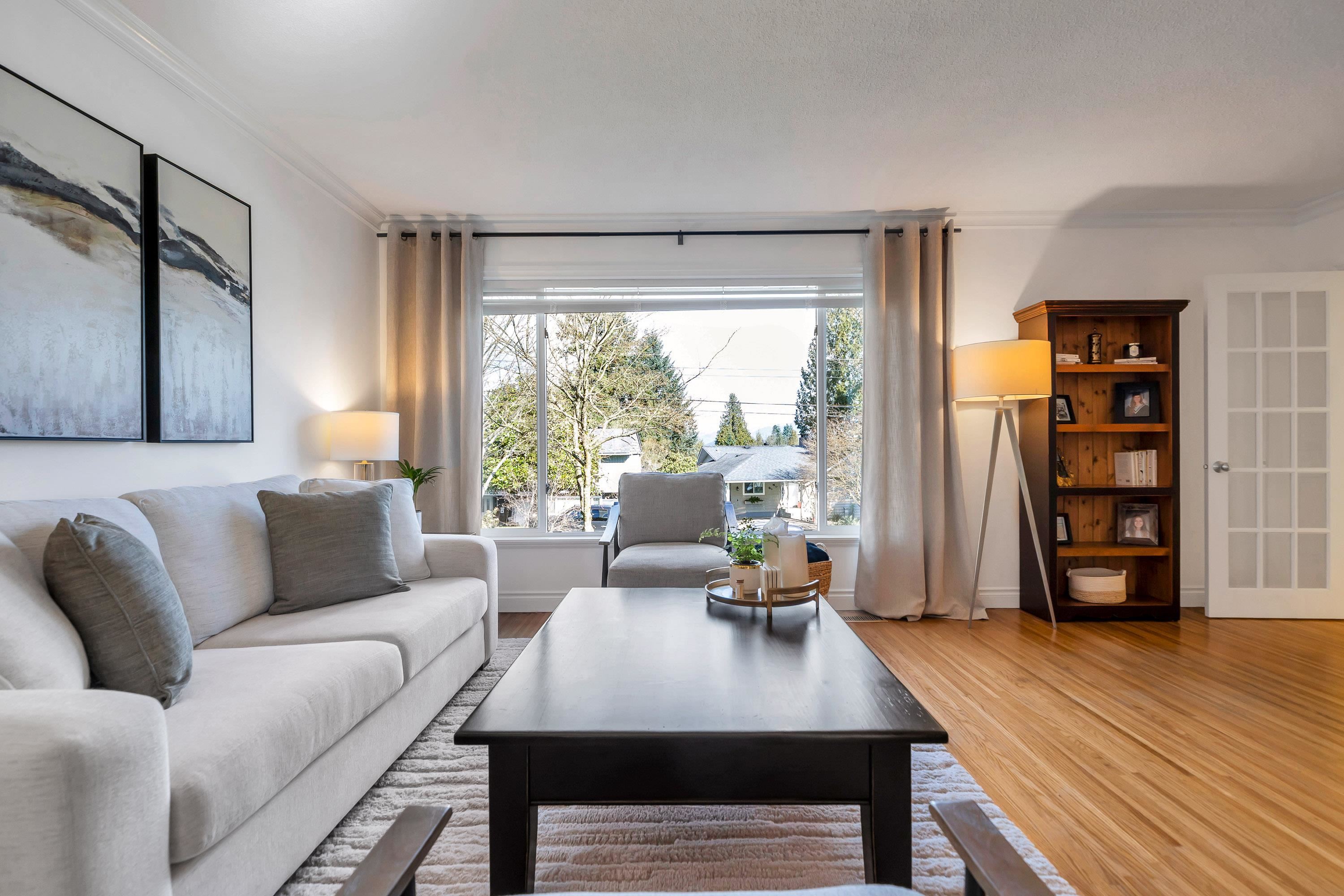 2122 ANITA DRIVE 7