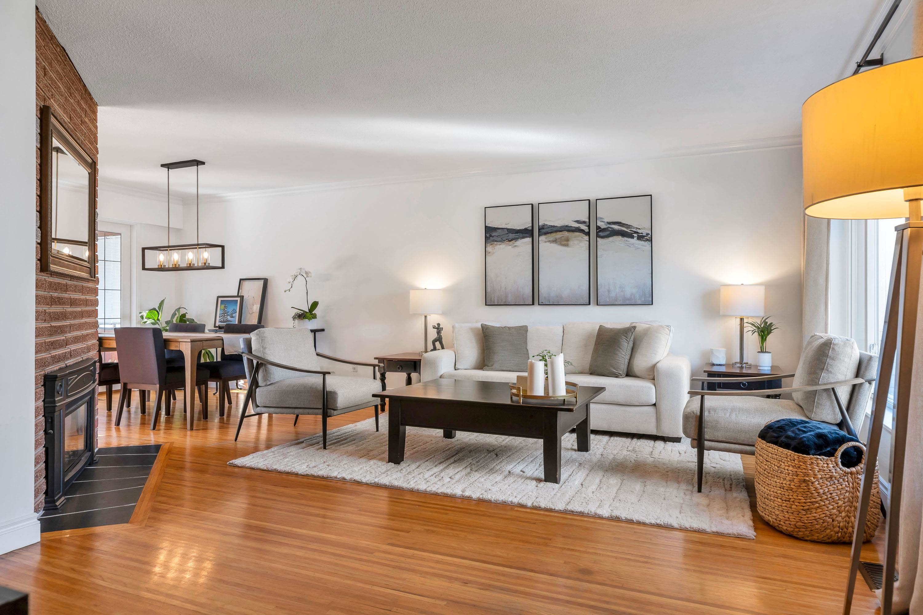2122 ANITA DRIVE 5