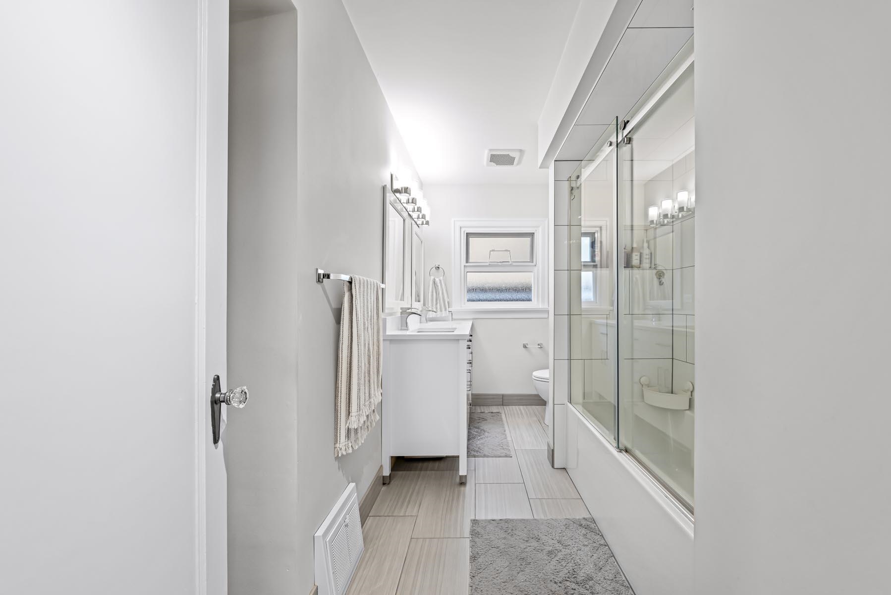 921 FIFTH STREET 15