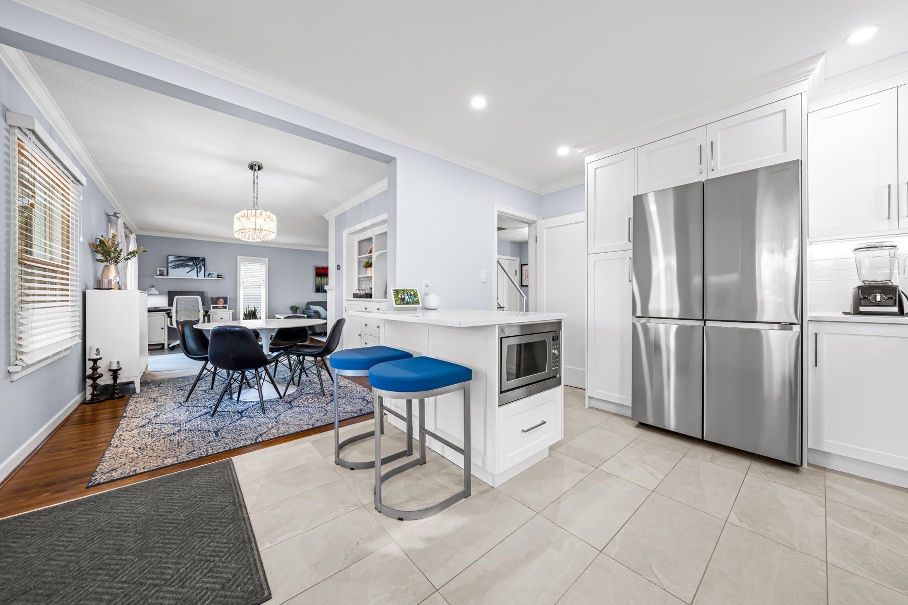 921 FIFTH STREET 8