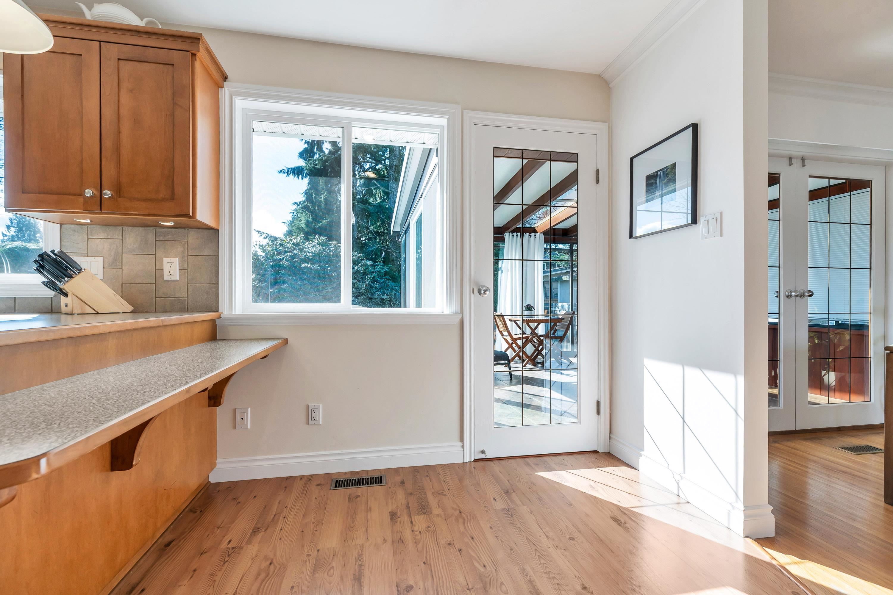 2122 ANITA DRIVE 19