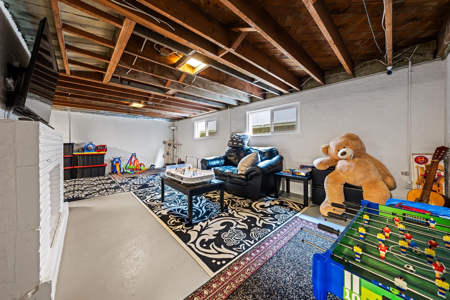921 FIFTH STREET 26