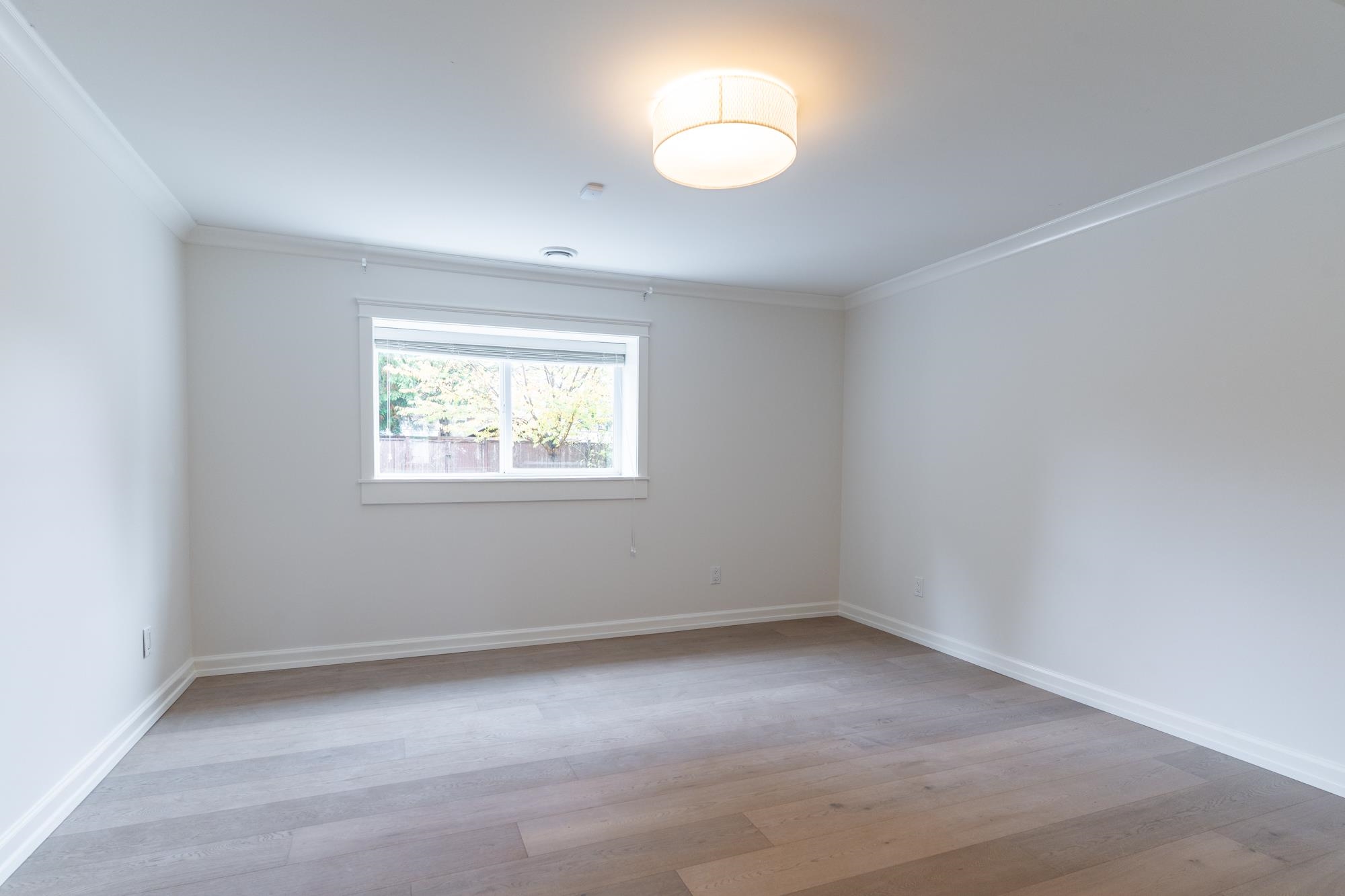 3653 ST. THOMAS STREET 25